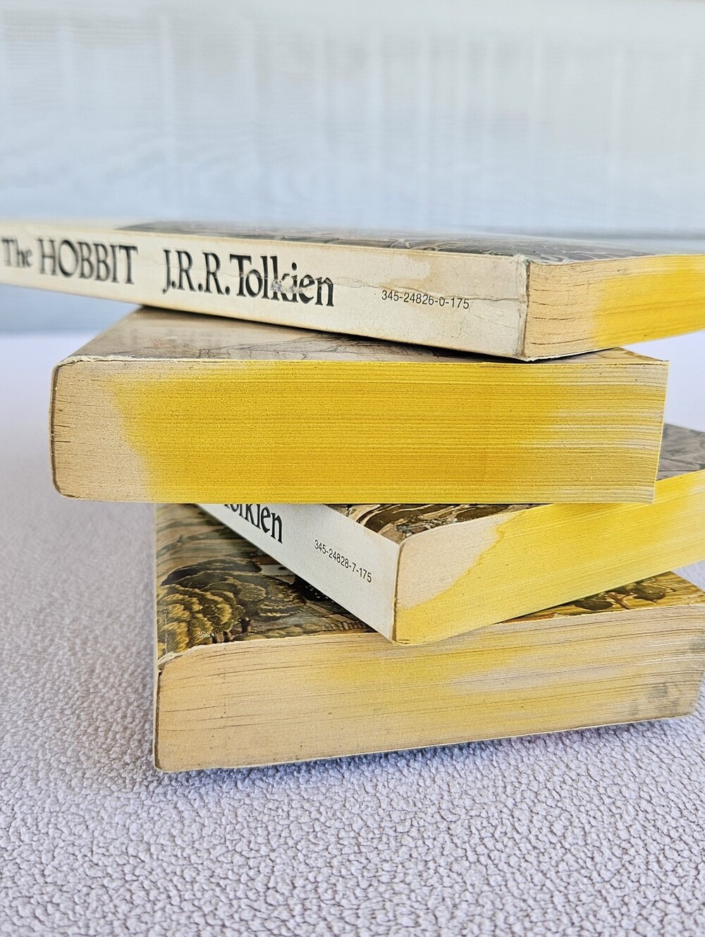 Lord of the Rings 1975 Gold Box Set J. R. Tolkien Vol. 1-4 Ballentine Books - Picture 8 of 12